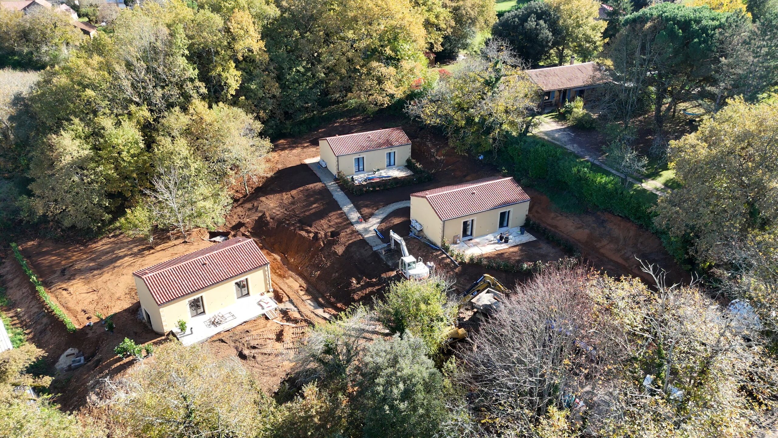 Extérieur – Allée en béton désactivé